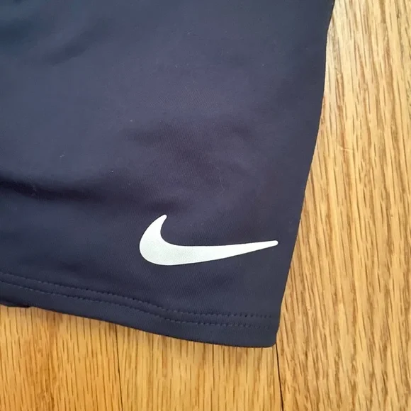 Nike Women’s Navy Blue Tennis Skirt w/ Shorts Size M - Picture 3 of 6